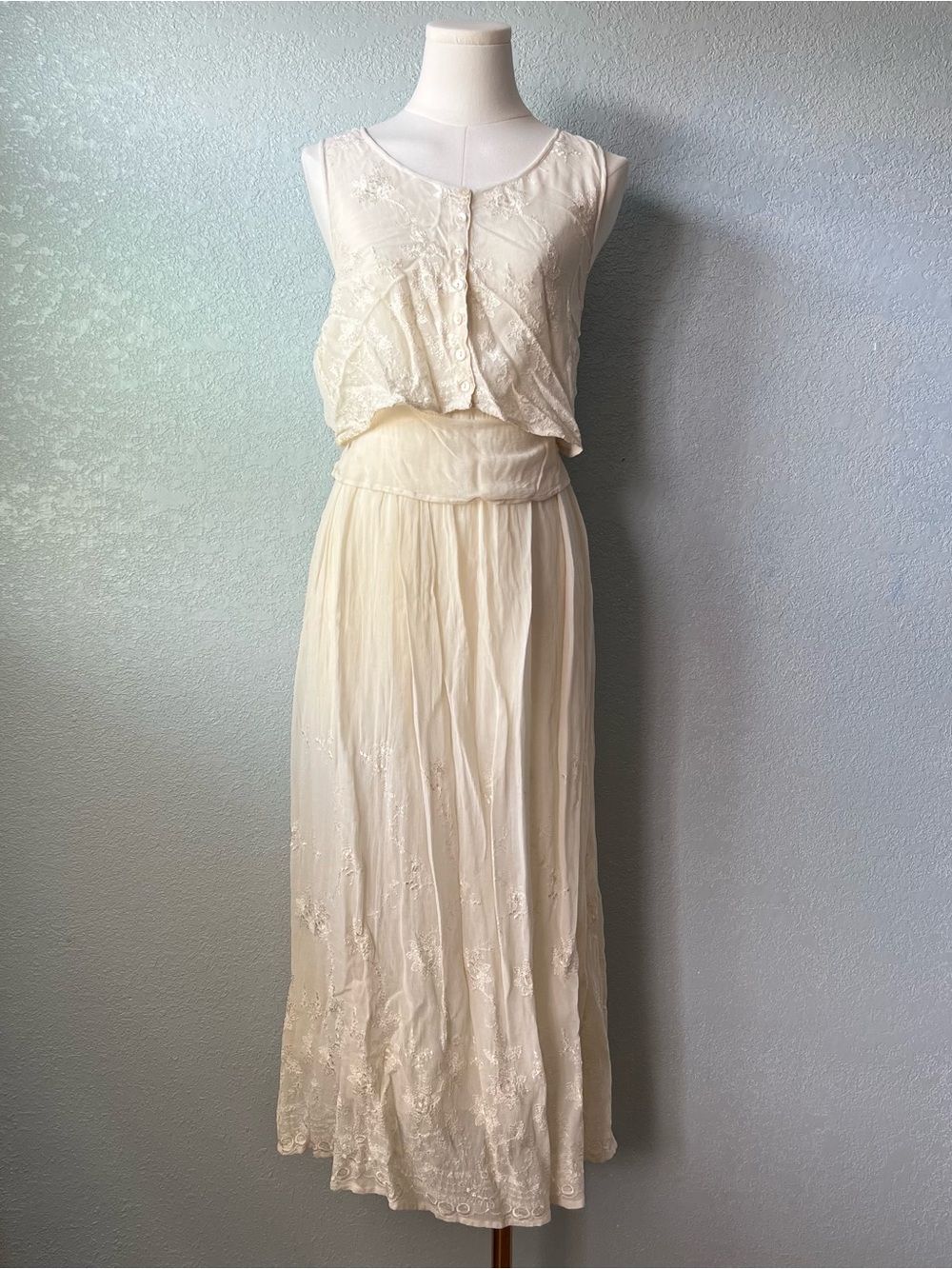 Vintage Y2K BILA Cream Embroidered Rayon Maxi Dress Boho Cottagecore Large